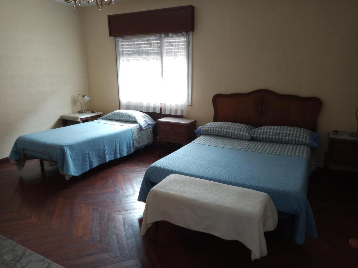 Pension Los Pinos ヒホン エクステリア 写真